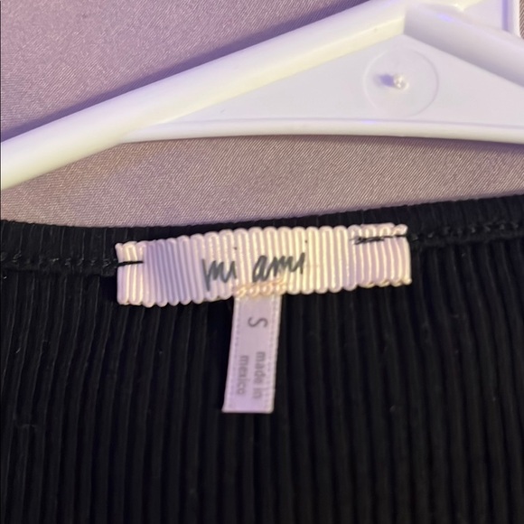 Francesca’s
Black Sheer Sleeve Top - Picture 4 of 4